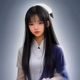 传播学研究员陈雅文，女性学者，微笑面对镜头，从事网络传播行为与社会影响研究多年